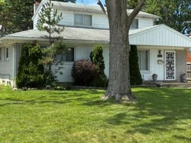 29249 Everett Street, Southfield, MI 48076