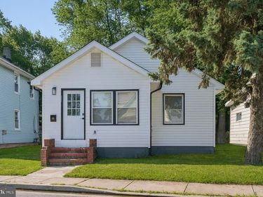 111 OAK STREET, DUNDALK, MD 21222