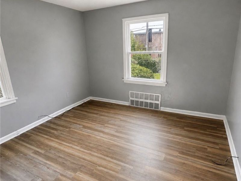 4197 E 160th Street, Cleveland, OH 44128 Photo 4