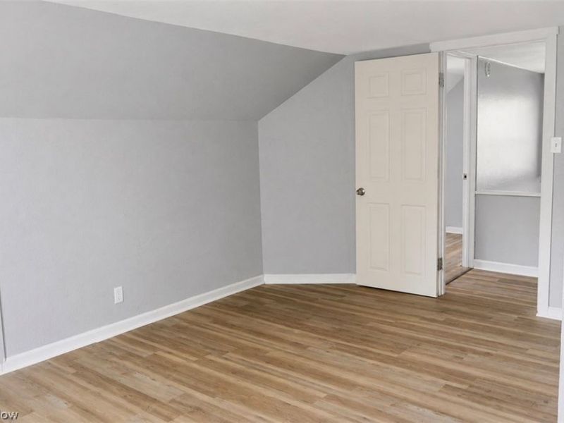 4197 E 160th Street, Cleveland, OH 44128 Photo 9