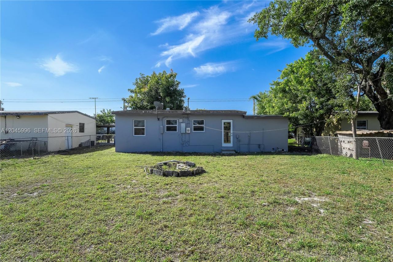 1201 NW 10th Pl , Fort Lauderdale, FL 33311 Photo