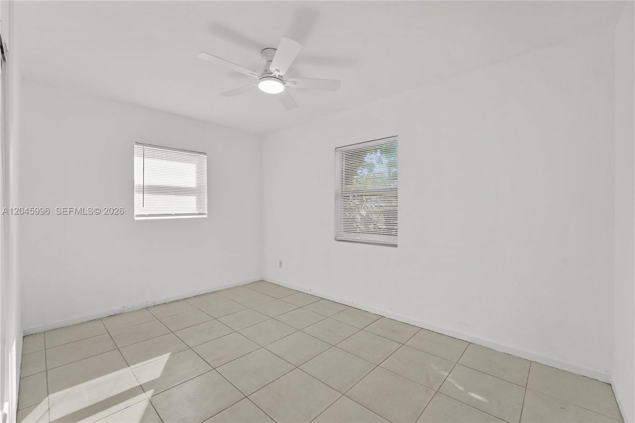 1201 NW 10th Pl , Fort Lauderdale, FL 33311 Photo