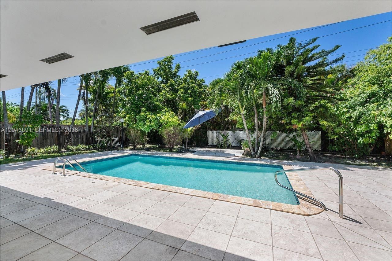 9260 SW 56th St, Miami, FL 33165 Photo