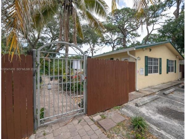 716 SW 14th Ave , Unit 3, Fort Lauderdale, FL 33312