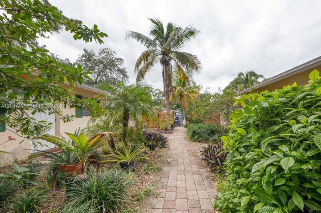 716 SW 14th Ave , Unit 3, Fort Lauderdale, FL 33312 Photo
