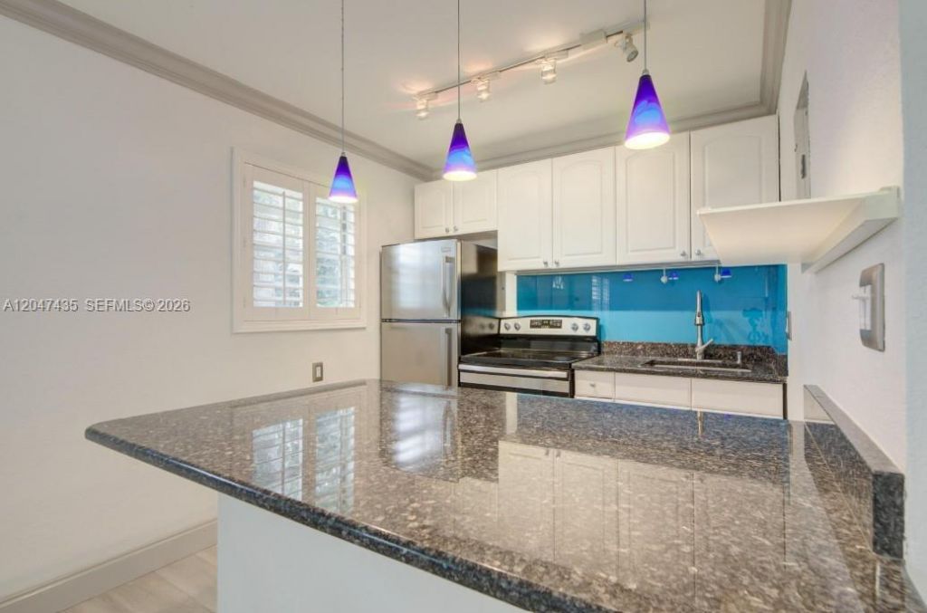 716 SW 14th Ave , Unit 3, Fort Lauderdale, FL 33312 Photo