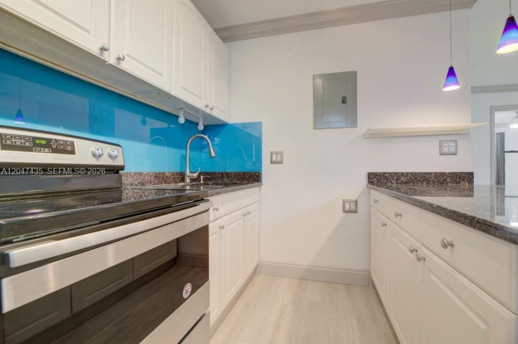 716 SW 14th Ave , Unit 3, Fort Lauderdale, FL 33312 Photo