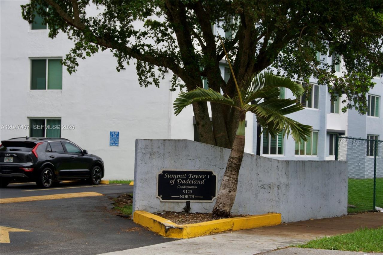 9125 SW 77th Ave , Unit 501, Miami, FL 33156 Photo
