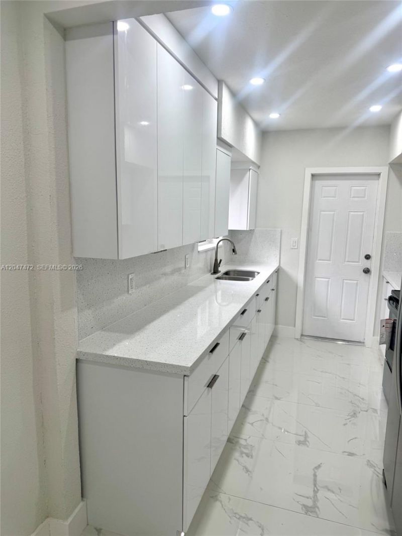 2150 N 66th Ave , Hollywood, FL 33024 Photo