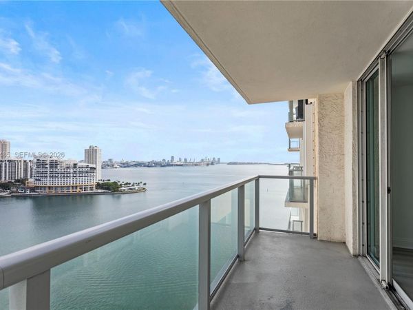 1155 Brickell Bay Dr, Unit 2206, Miami, FL 33131