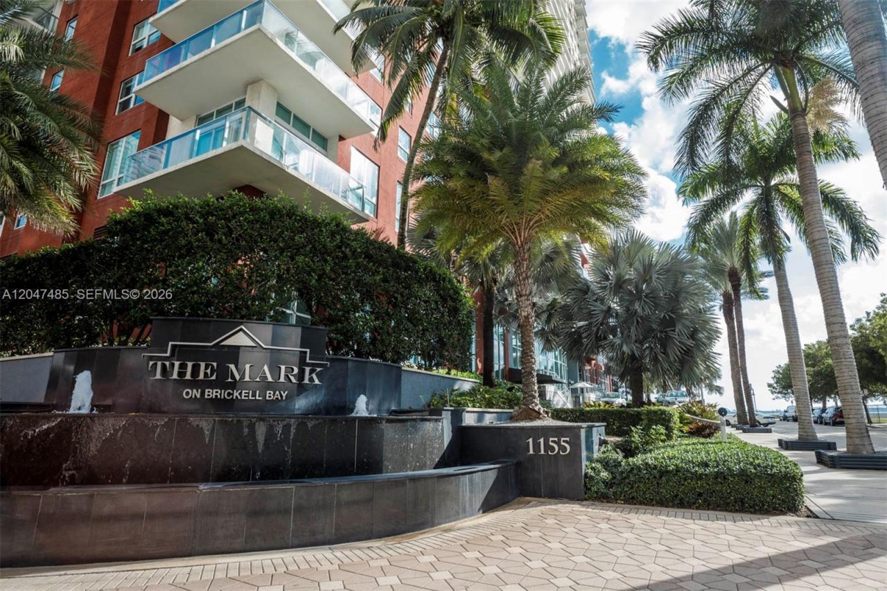 1155 Brickell Bay Dr, Unit 2206, Miami, FL 33131 Photo