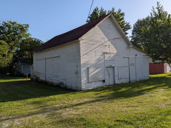 103 E Madison Street , Kennard, IN 47351
