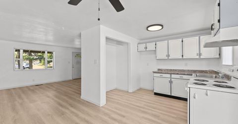 9245 Fremont Way, Reno, NV 89506 Photo