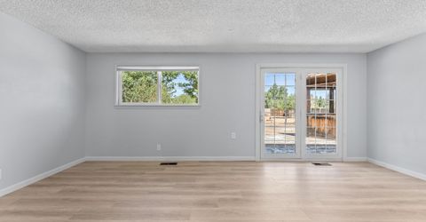 9245 Fremont Way, Reno, NV 89506 Photo