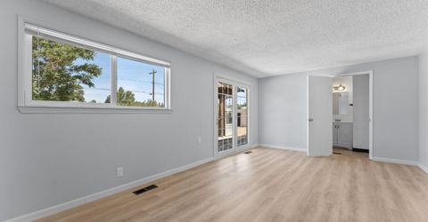 9245 Fremont Way, Reno, NV 89506 Photo