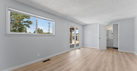 9245 Fremont Way, Reno, NV 89506 Photo
