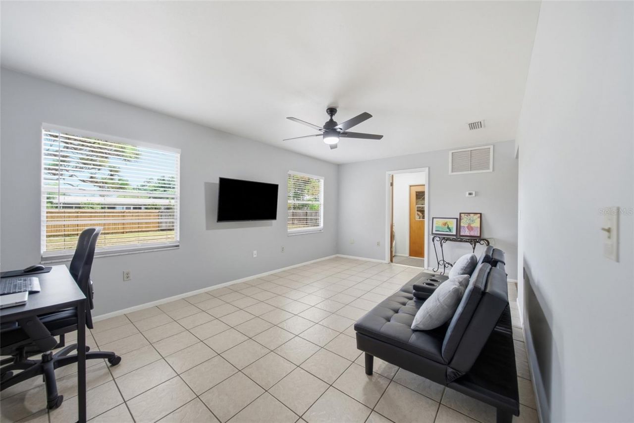 5315 9th Avenue Drive W, Bradenton, FL 34209 Photo