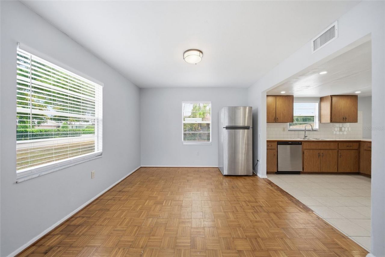 5315 9th Avenue Drive W, Bradenton, FL 34209 Photo
