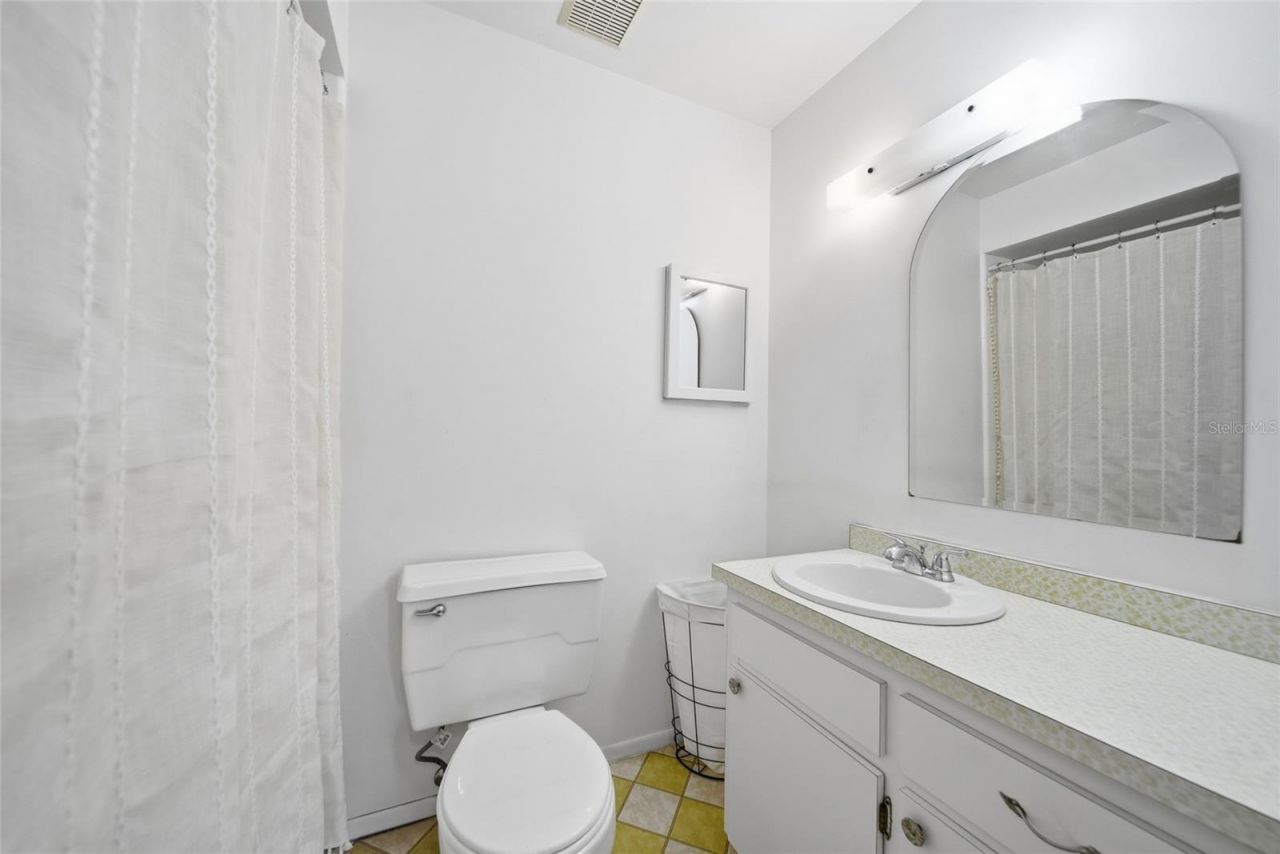5315 9th Avenue Drive W, Bradenton, FL 34209 Photo