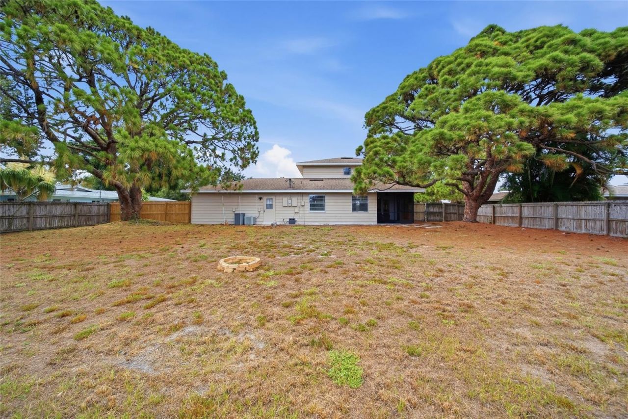 5315 9th Avenue Drive W, Bradenton, FL 34209 Photo