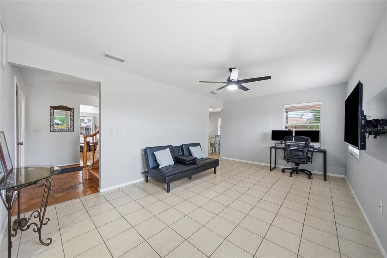 5315 9th Avenue Drive W, Bradenton, FL 34209 Photo