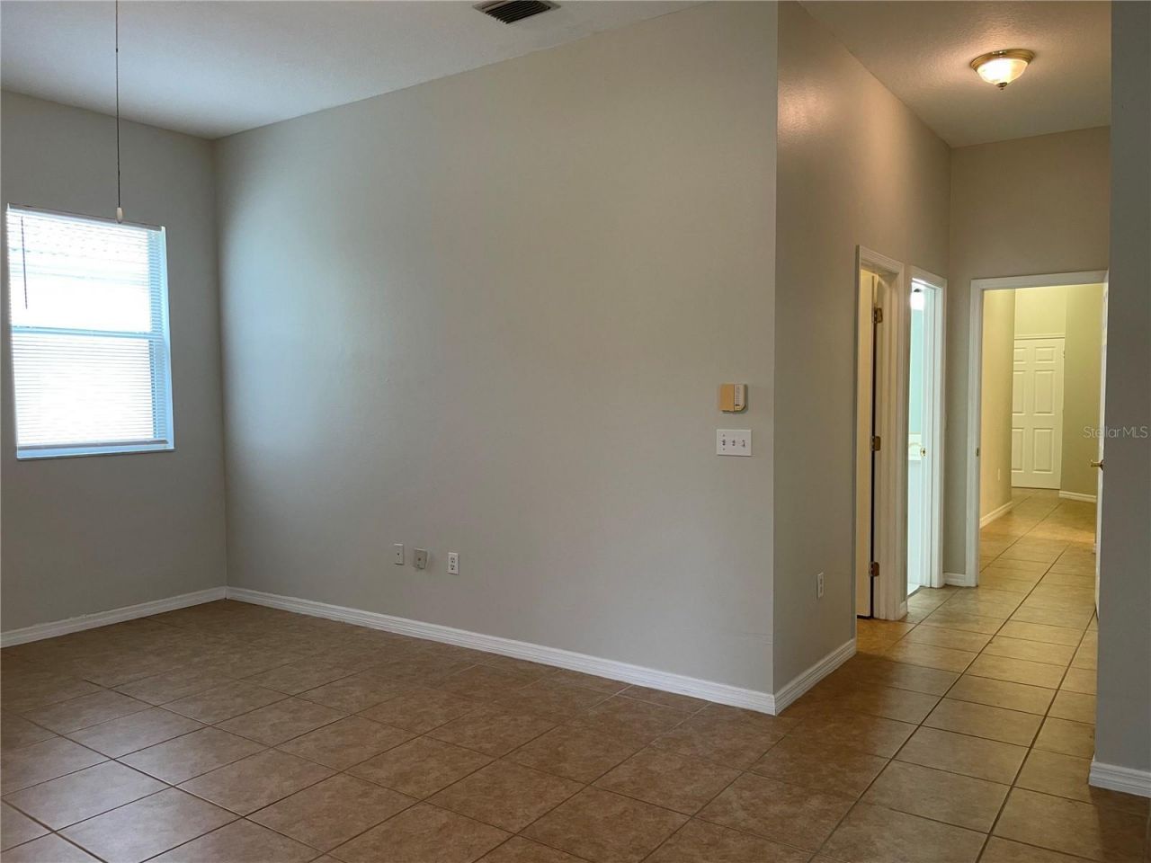 6813 Winslow Street , Sarasota, FL 34243 Photo
