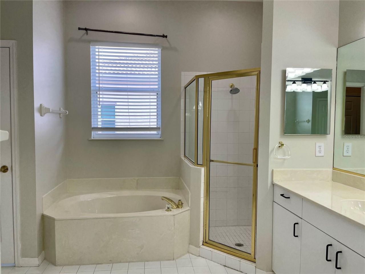 6813 Winslow Street , Sarasota, FL 34243 Photo