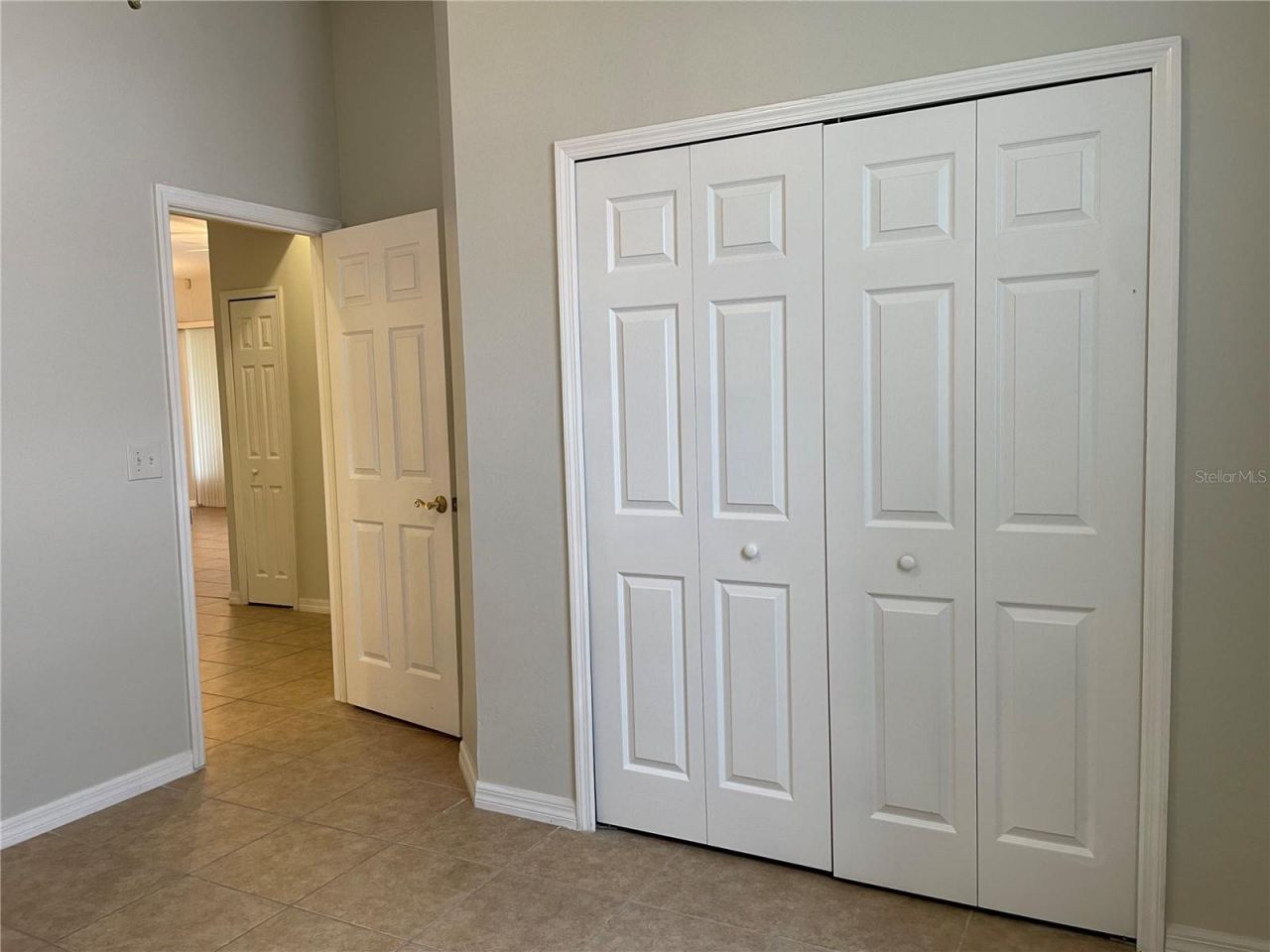 6813 Winslow Street , Sarasota, FL 34243 Photo