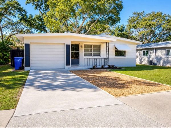 446 NEW YORK AVENUE , DUNEDIN, FL 34698