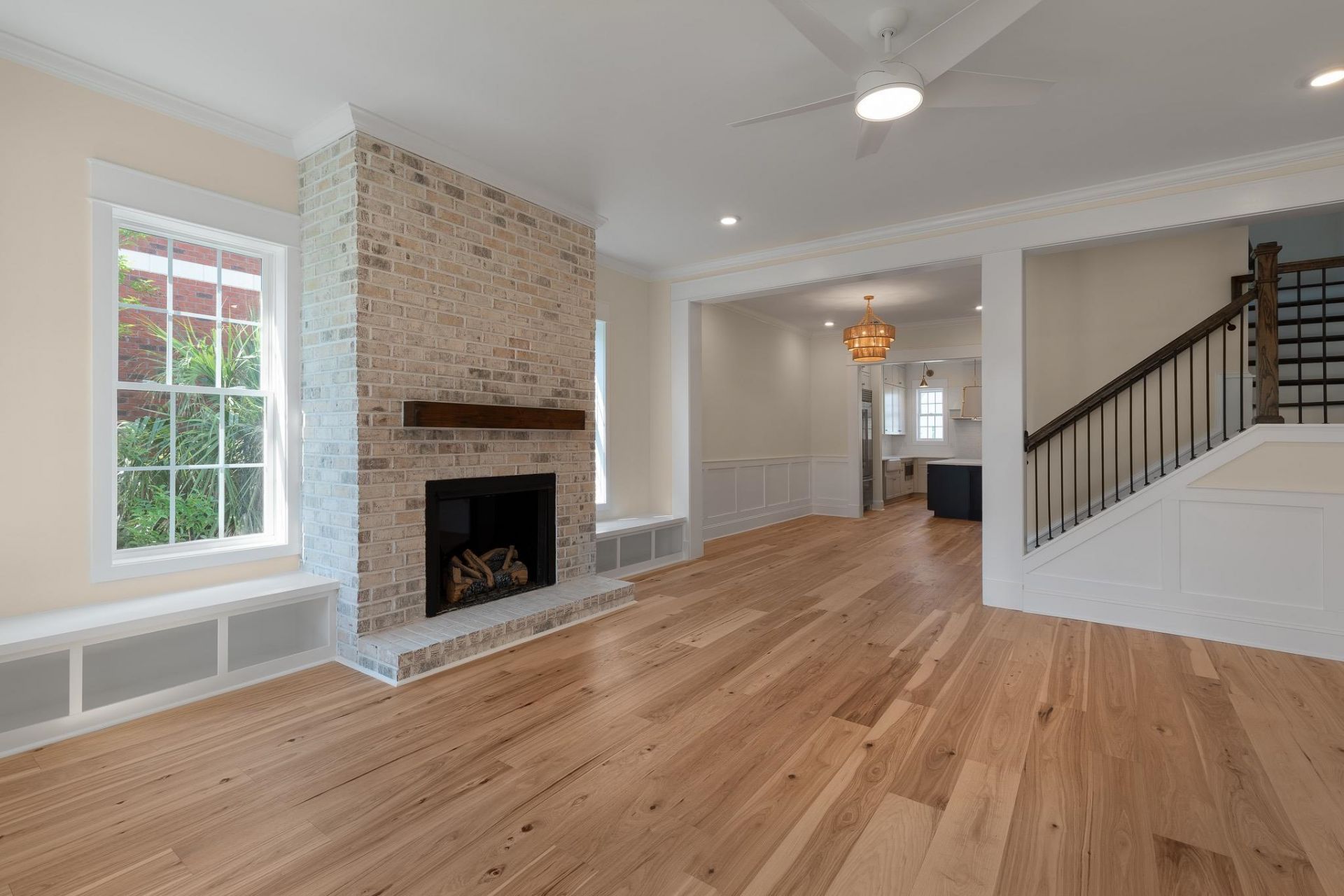 982 Farrow Pkwy. Photo 2