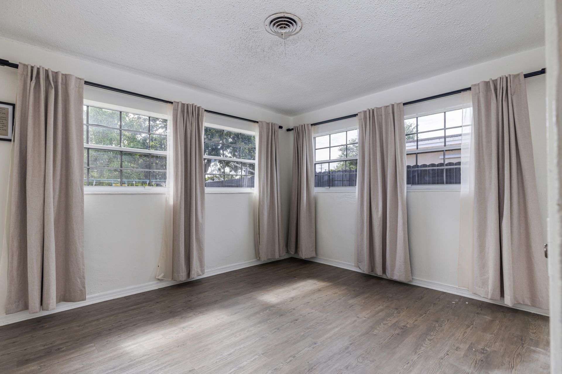 24 NW 42nd Terrace, Plantation, FL 33317 Photo