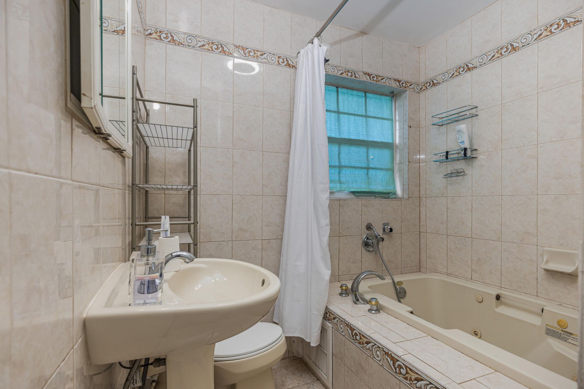 24 NW 42nd Terrace, Plantation, FL 33317 Photo