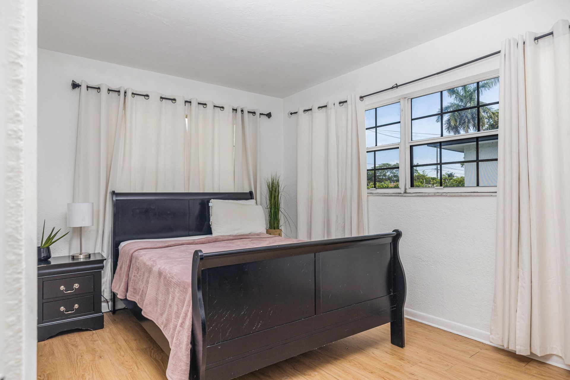 24 NW 42nd Terrace, Plantation, FL 33317 Photo