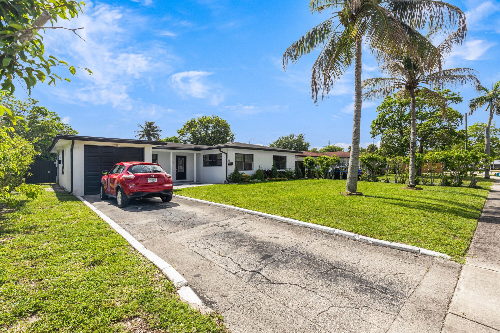 24 NW 42nd Terrace, Plantation, FL 33317 Photo