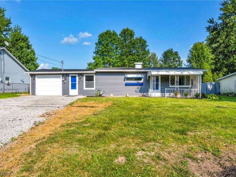 12215 National Drive, Grafton, OH 44044 Photo 2