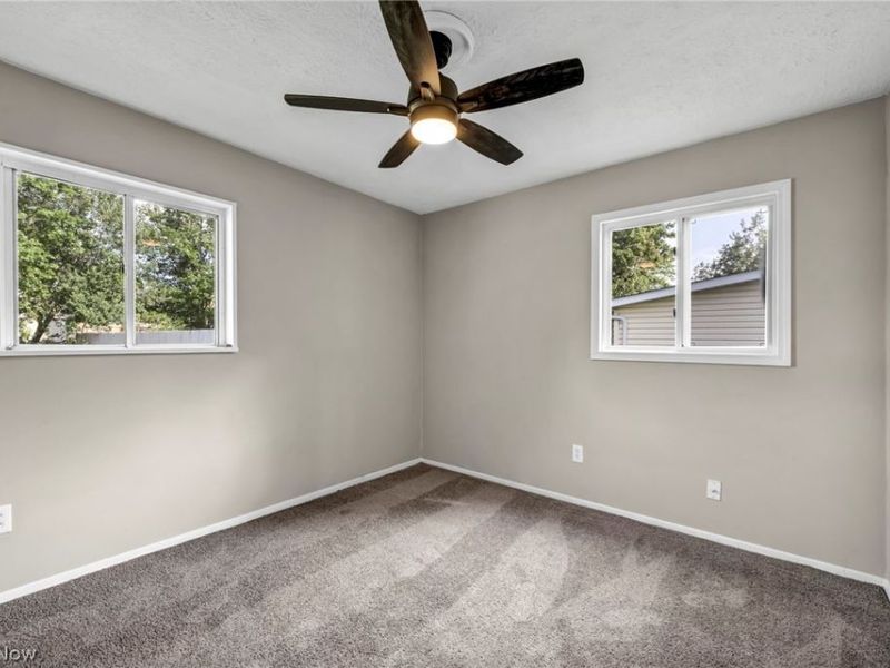 12215 National Drive, Grafton, OH 44044 Photo 29