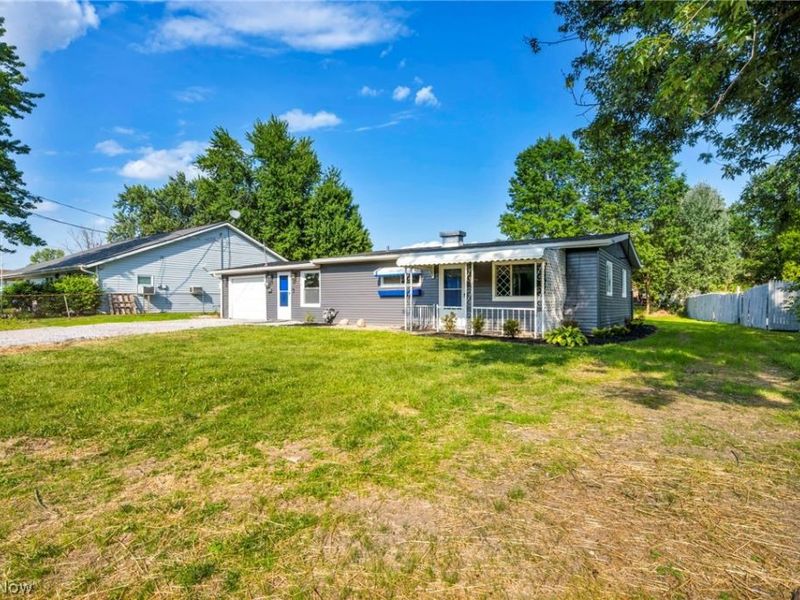 12215 National Drive, Grafton, OH 44044 Photo 3