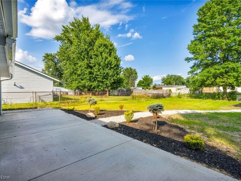 12215 National Drive, Grafton, OH 44044 Photo 35