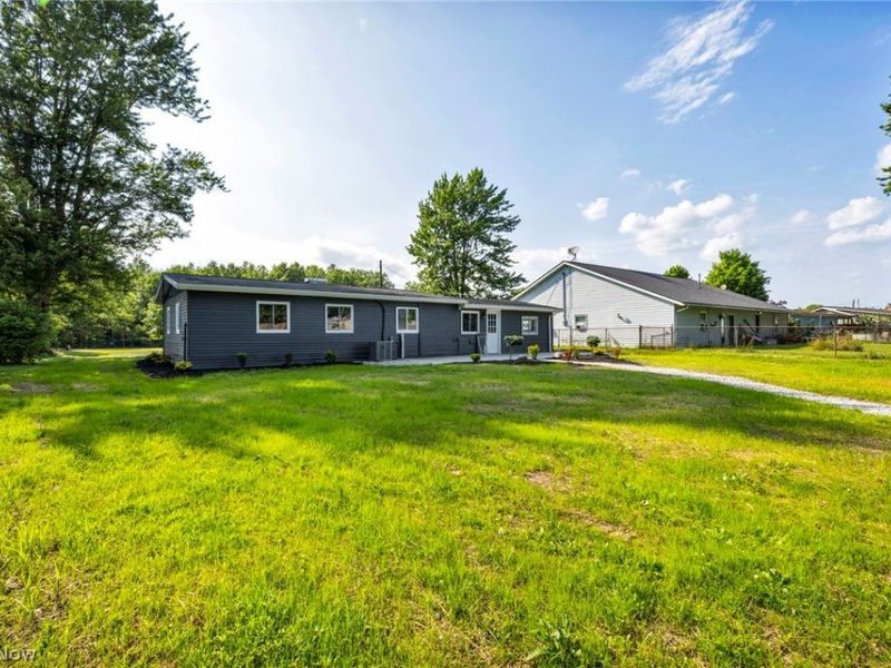 12215 National Drive, Grafton, OH 44044 Photo 38