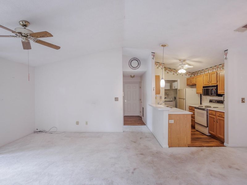 28 Rio Grande Circle, Unit 6, Florence, KY 41042 Photo 6