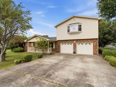 205 Sharon Drive, Ledbetter, KY 42058