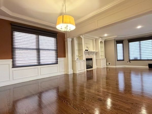 35 Orchard St, Elmwood Park, NJ 07407