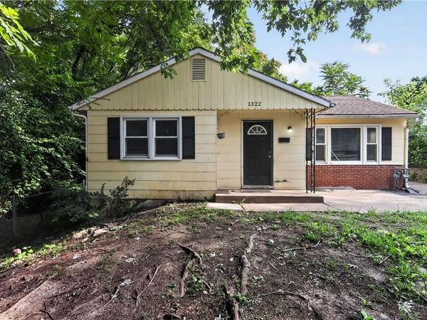 1322 E 82nd Street, Kansas City, MO 64131