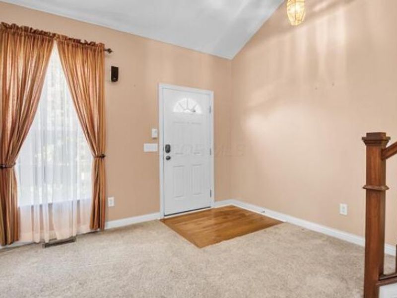 1439 Silversmith Lane, Delaware, OH 43015 Photo 4