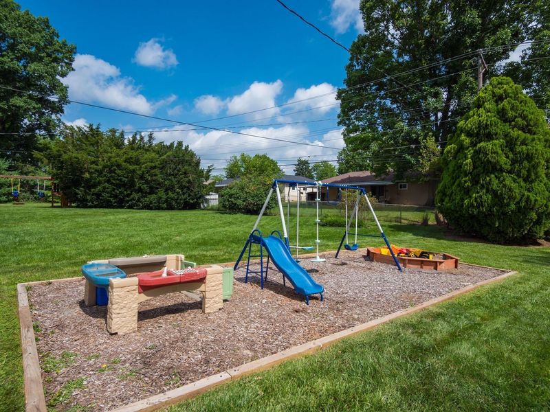 1170 Shady Hill Drive, Columbus, OH 43221 Photo 28