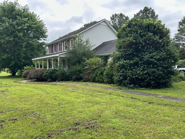 651 Turkey Creek Dr , Tullahoma, TN 37388