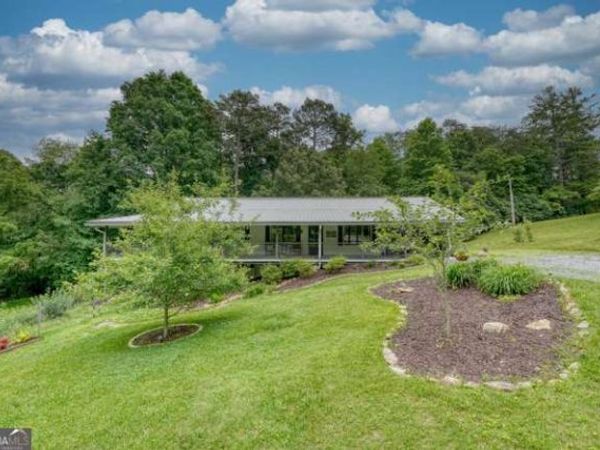 399 Pack Creek Road, Blue Ridge, GA 30513