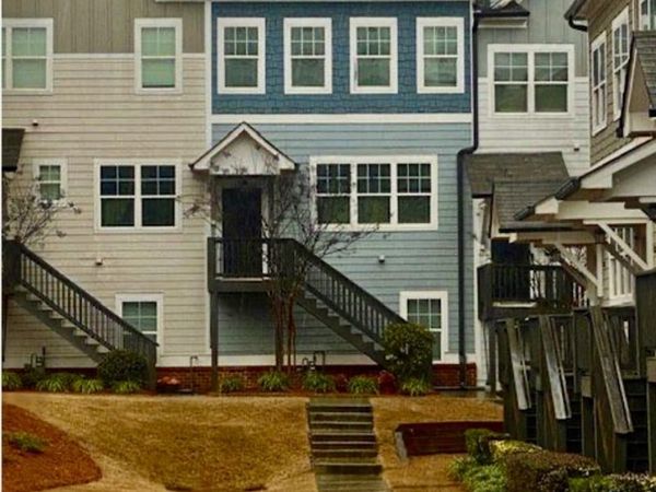 3801 Oxford Circle Circle, Doraville, GA 30340
