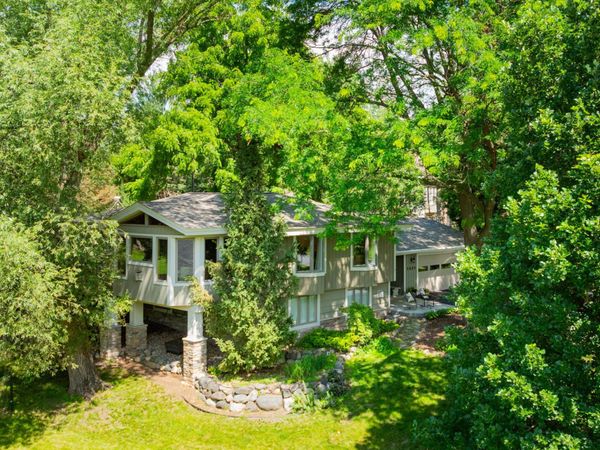 1421 Clement Street, Mendota Heights, MN 55118