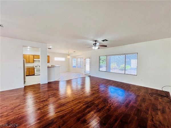 3047 Hickory Valley Road , Henderson, NV 89052